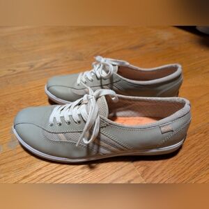 Keds Women's Laced Leather Stone Lace Up Oxford Athletic Shoes 8